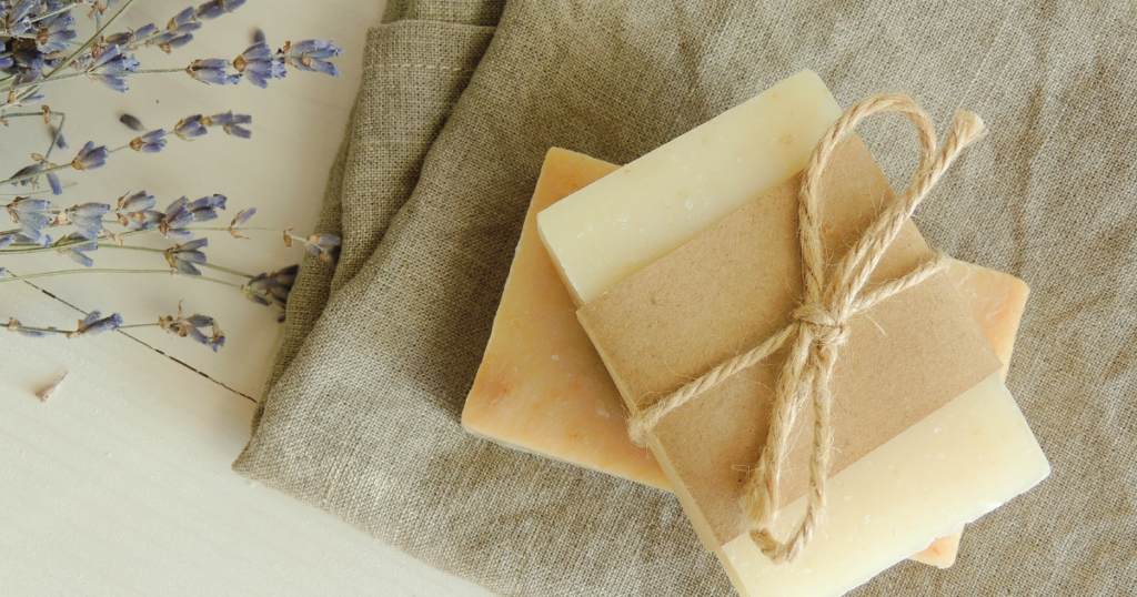 固形シャンプー初心者向けエコストアバーの使い方を解説するイメージ